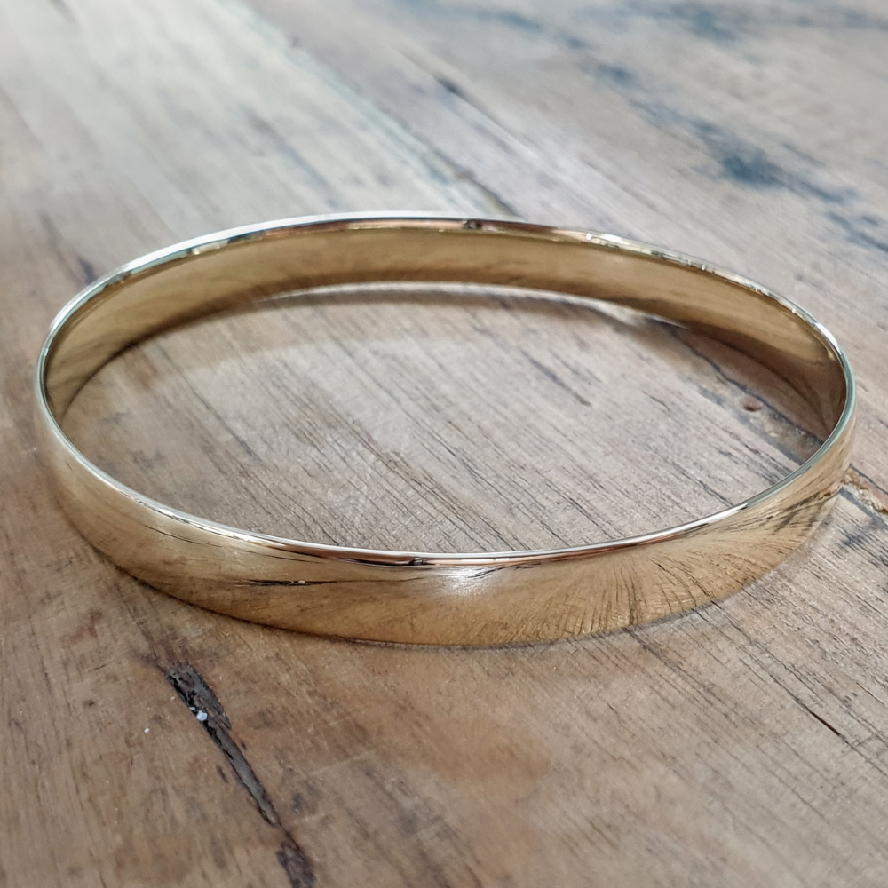 Yellow Gold Comfort Fit Bangle