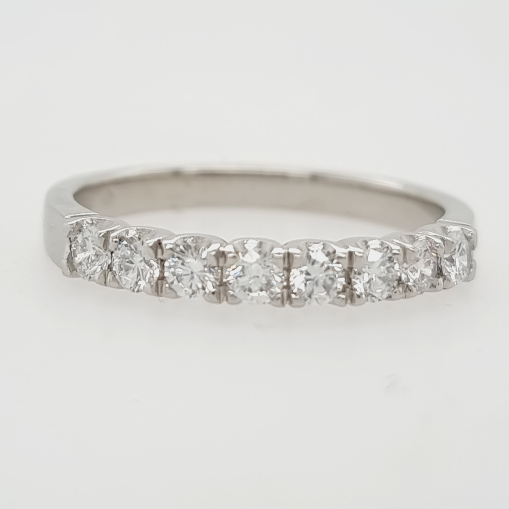 White Gold Claw set Diamond Wedding Ring