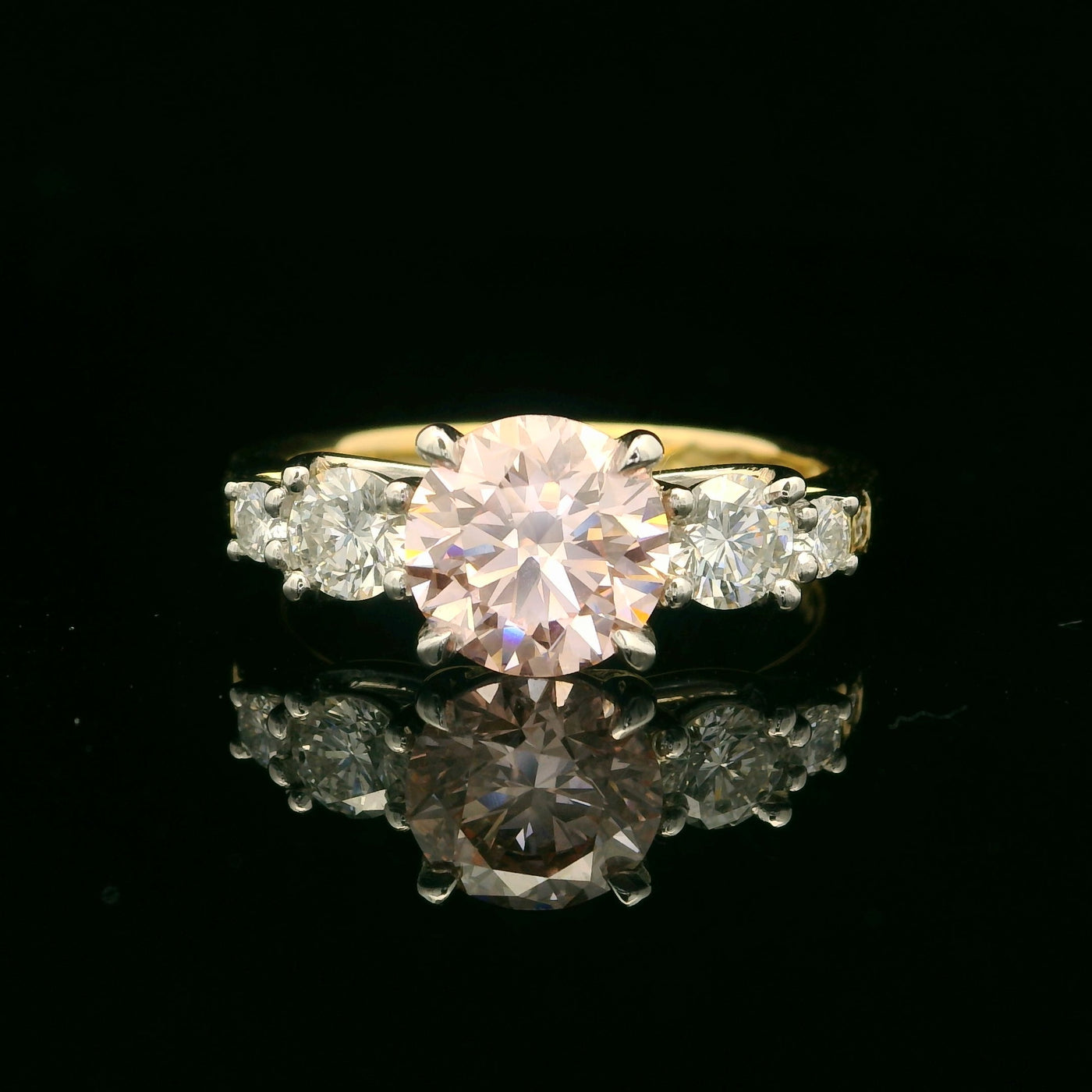 18ct White and Yellow Gold Pink and White Diamond ring.
