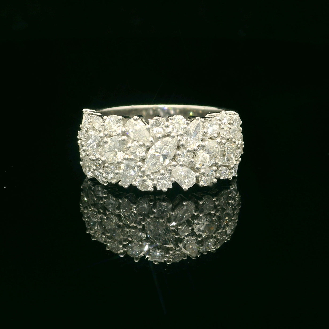 18ct White Gold Mix Cut Diamond Ring