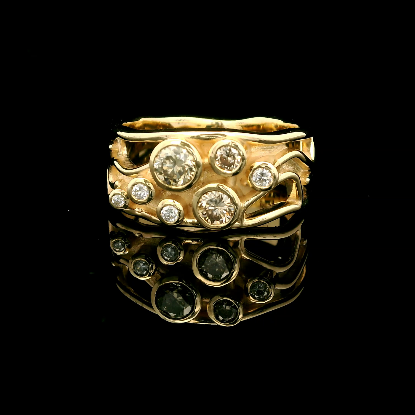 9ct Yellow Gold Reticulated Champagne and White Diamond Ring