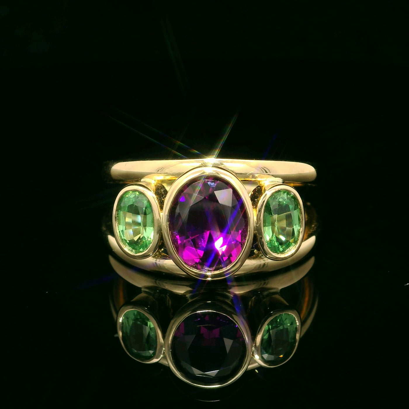 18ct Yellow Gold Rhodalite and Tsavorite Garnet Ring